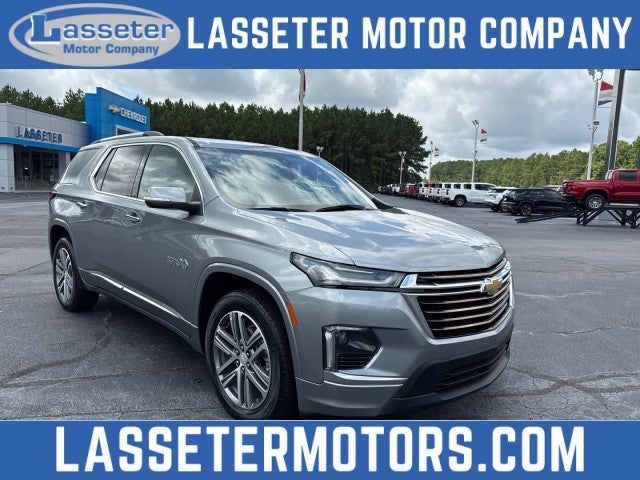 2023 Chevrolet Traverse High Country in Sterling Gray Metallic — front three-quarter view